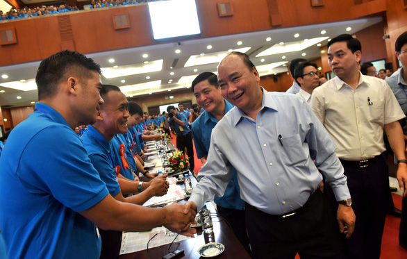 Vietnam must not cling onto low-cost labor status: PM