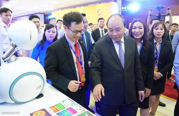 Vietnam holds first national forum for tech companies
