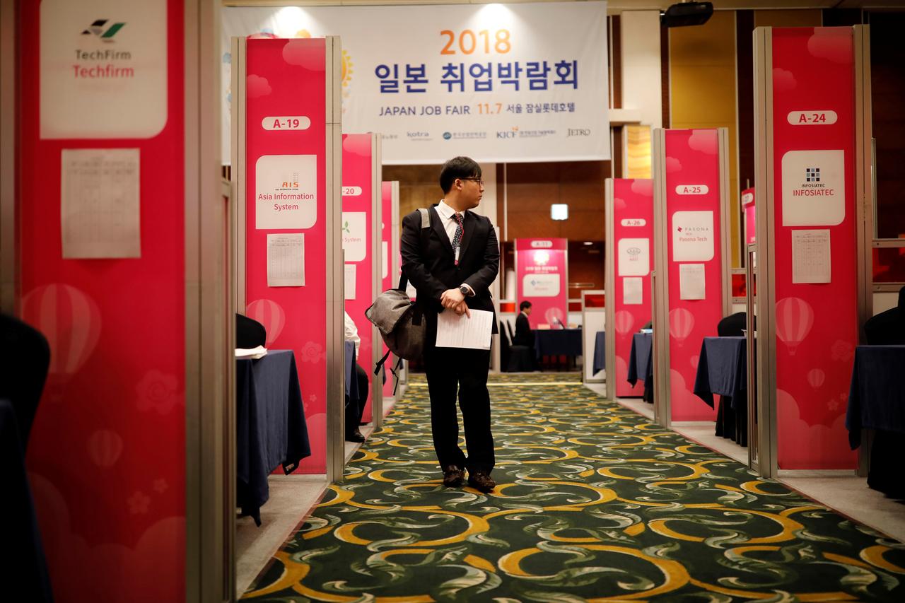 South Koreans look to Vietnam for jobs