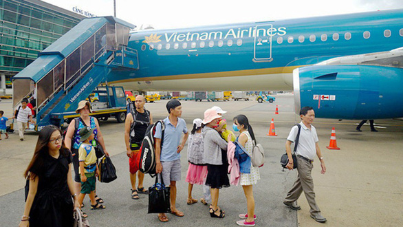 Chinese man caught stealing carryon aboard Vietnam Airlines flight