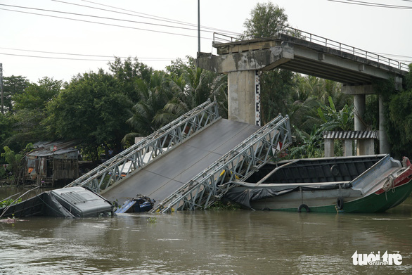 Toll bridge collapse sends truck into water in Vietnam’s Mekong Delta
