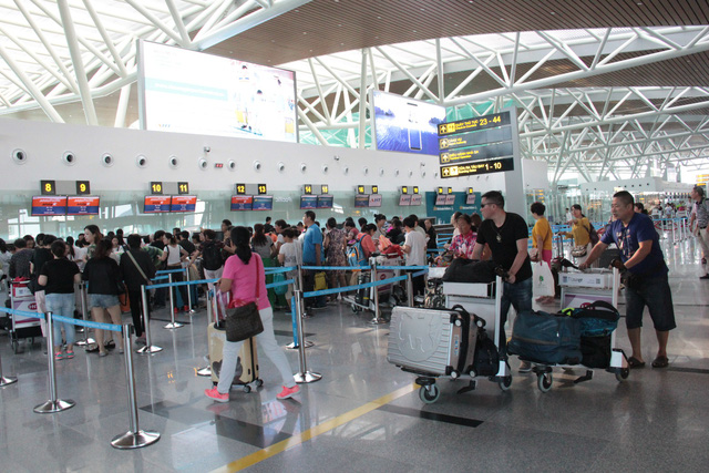 Vietnam airports manager urges approval for 3rd terminal at Da Nang airdrome