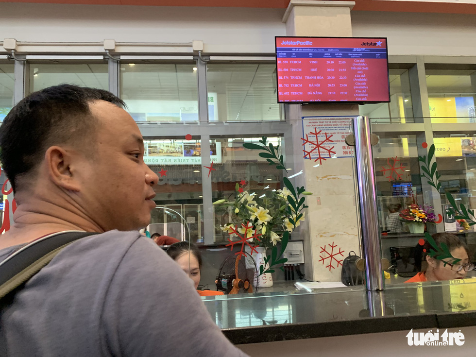 Tan Son Nhat airport to stop making announcements via loudspeakers