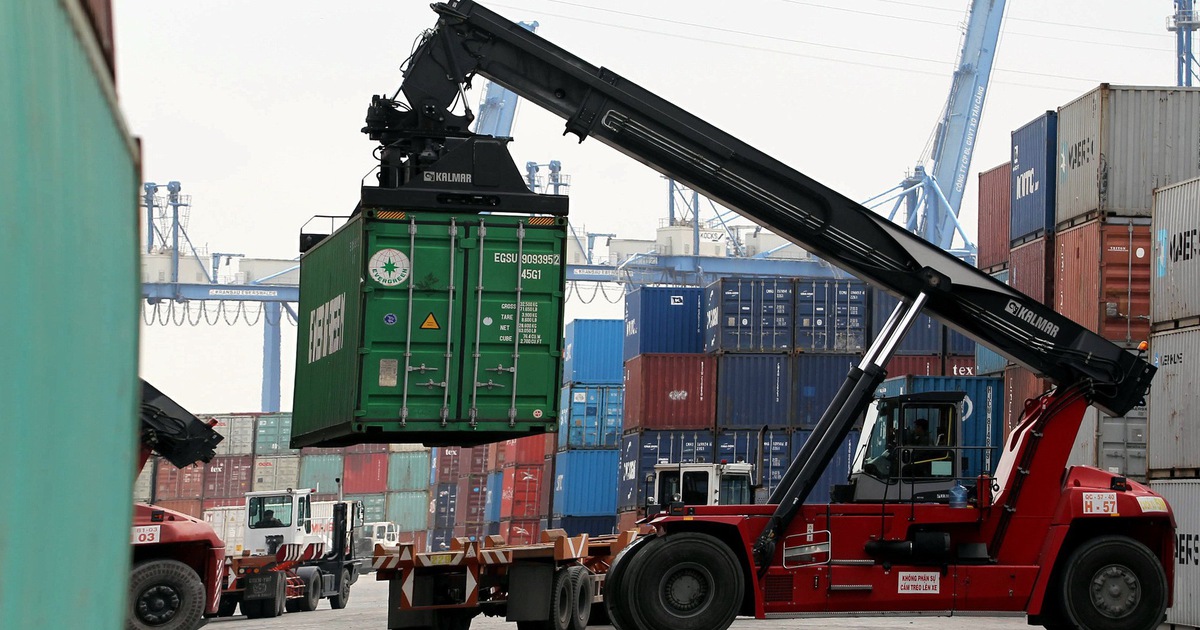Vietnam posts large trade surplus amid U.S.-China trade tensions