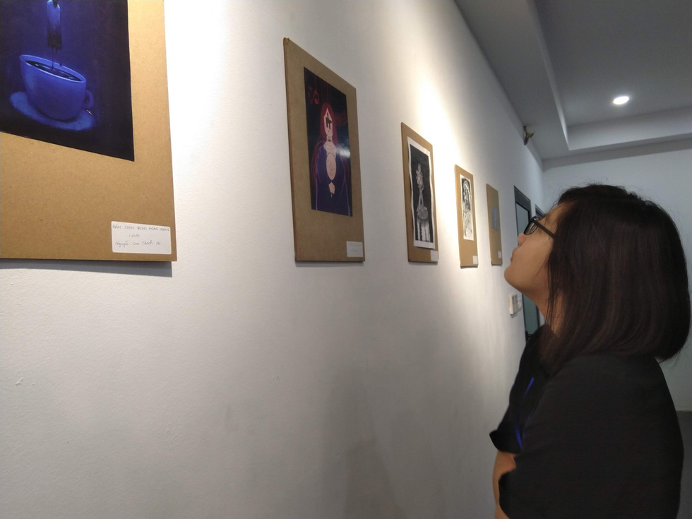 Hanoi exhibition highlights emotional roller-coaster of youth