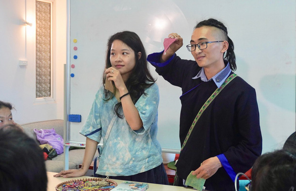 Vietnamese student holds summer camp to encourage ethnic children to dream big