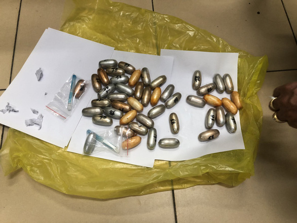 Senegalese man caught hiding 1.6kg of cocaine in stomach at Ho Chi Minh City airport
