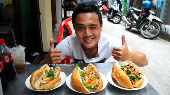 Vietnamese YouTubers promote street food culture in Saigon