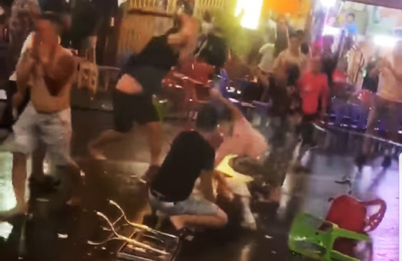 Police probe street brawl in Ho Chi Minh City’s ‘backpacker area’