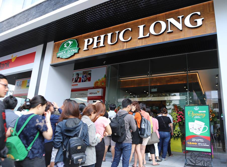 Vietnamese coffee chain Phuc Long bashed for pretentious recycling move