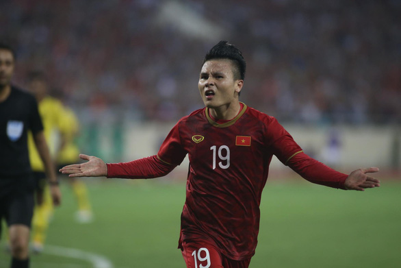 Nguyen Quang Hai’s acrobatic kick earns Vietnam slim win over Malaysia