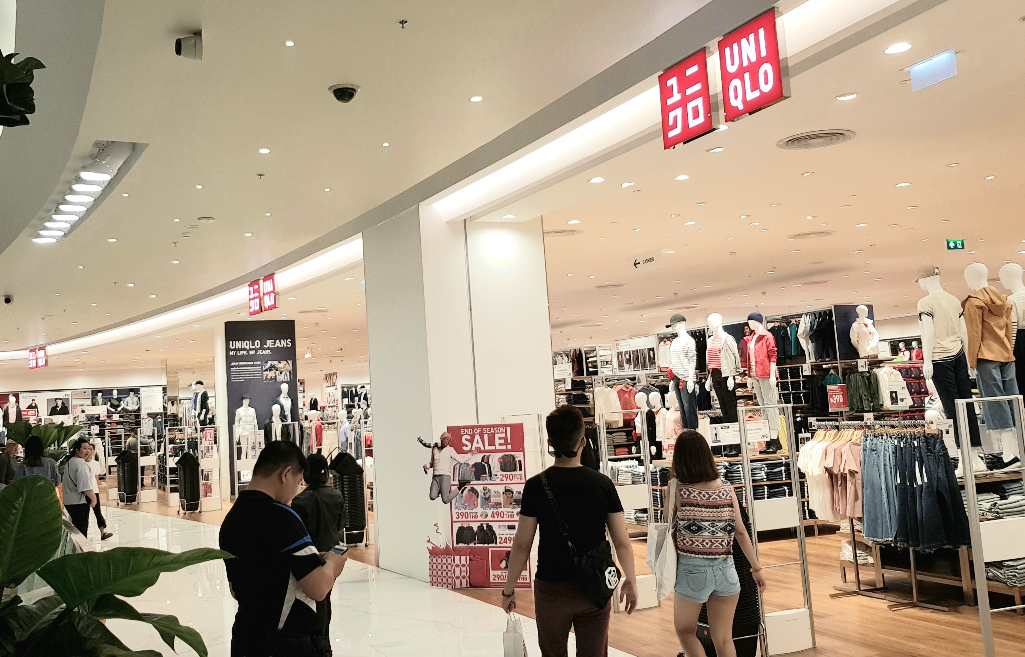 Japan’s Uniqlo to open first store in downtown Ho Chi Minh City by year-end