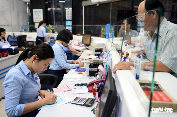 Vietnam may allow European firms to purchase 49 pct stake in local banks: official