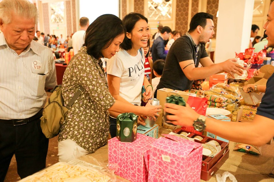 Ho Chi Minh City Consular Club to hold 26th charity bazaar next month