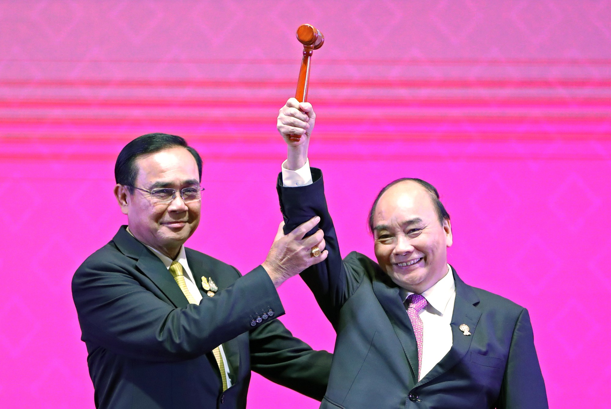 Vietnam assumes ASEAN chairmanship for 2020
