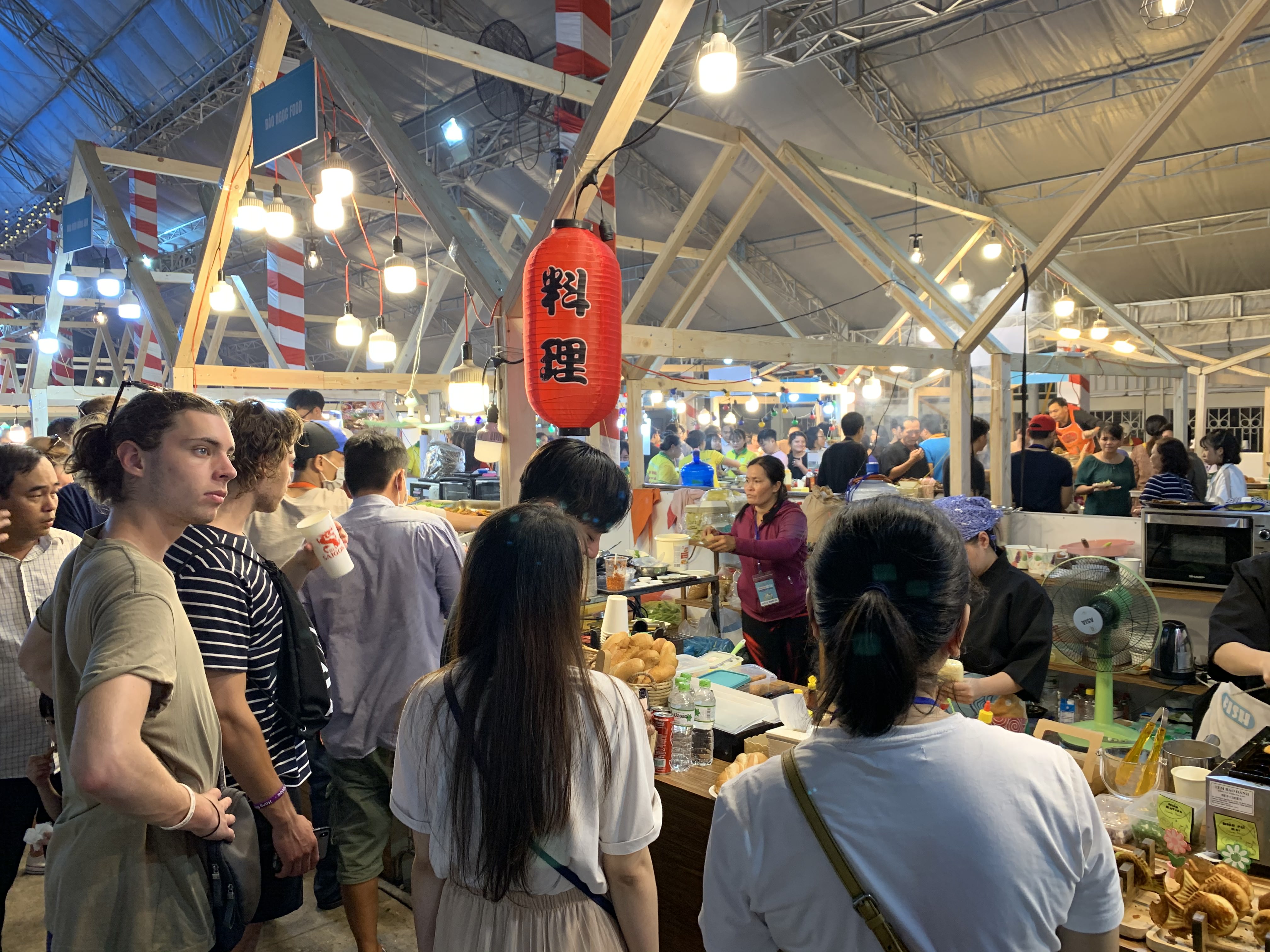 Int’l food fest serves up global flavors in Ho Chi Minh City
