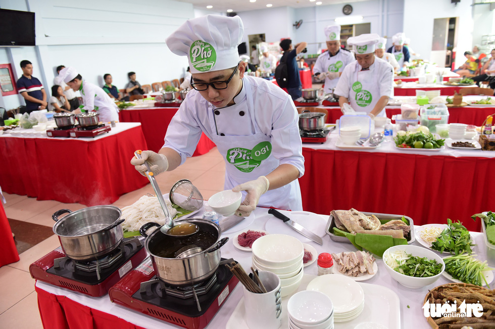 Dozens compete for title of best ‘pho’ chef in southern Vietnam