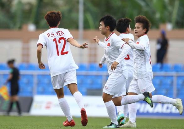 Vietnam advance to semi-finals of women’s football at 2019 SEA Games