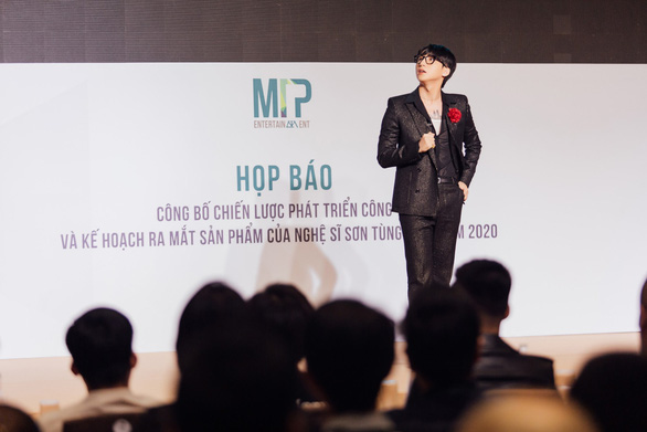 Vietnam pop star Son Tung M-TP to build own social networking site in 2020