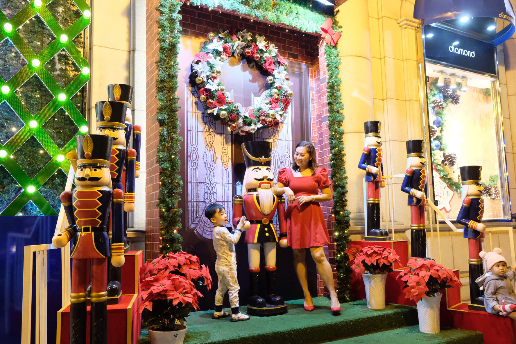 Demand for Christmas decorations rising as holiday spirit spreads in Ho Chi Minh City