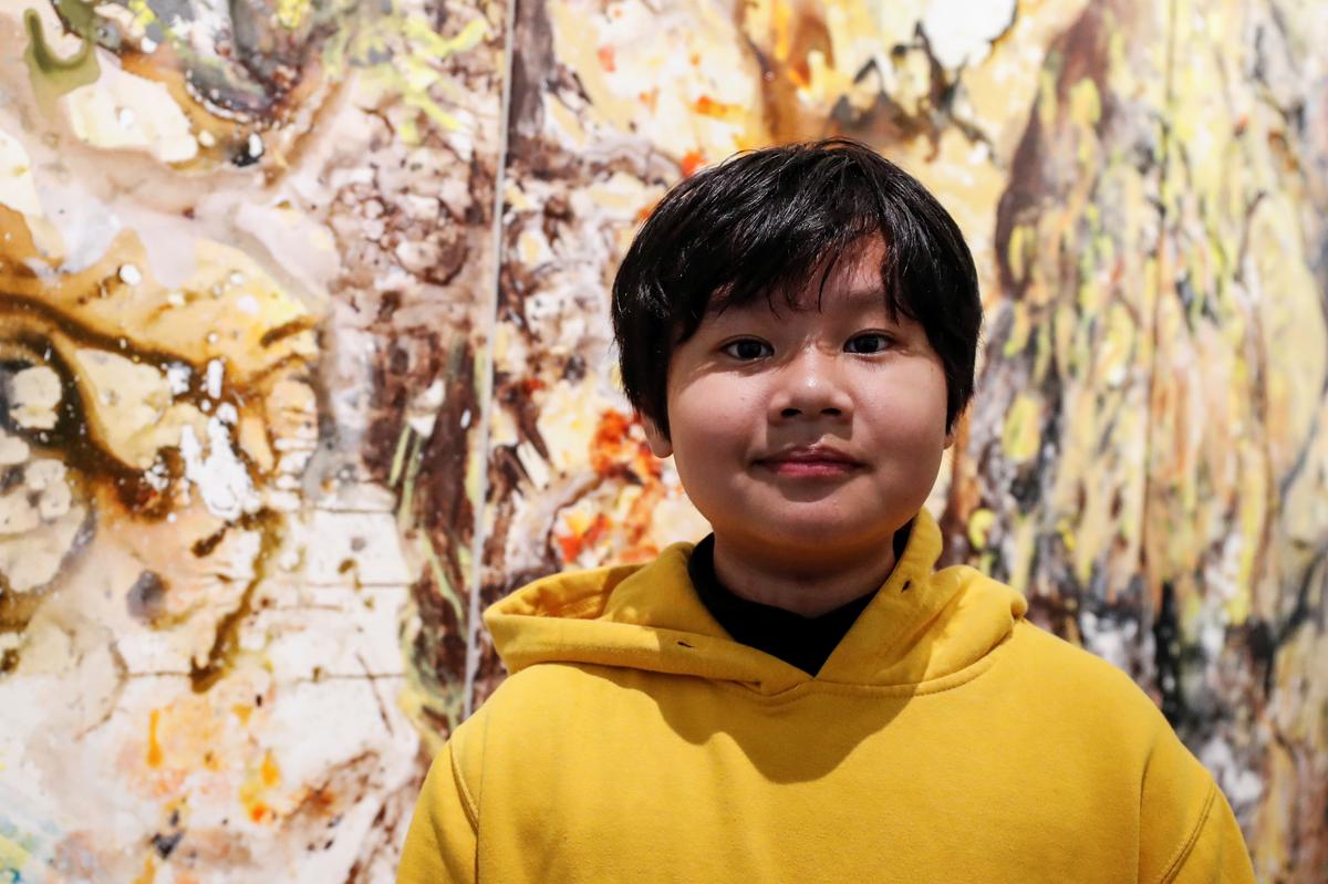 Art exhibit by 12-yo Vietnam boy dubbed 'young Jackson Pollock' opens in New York