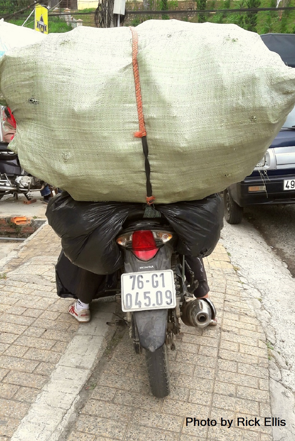 Heavy load in Vietnam