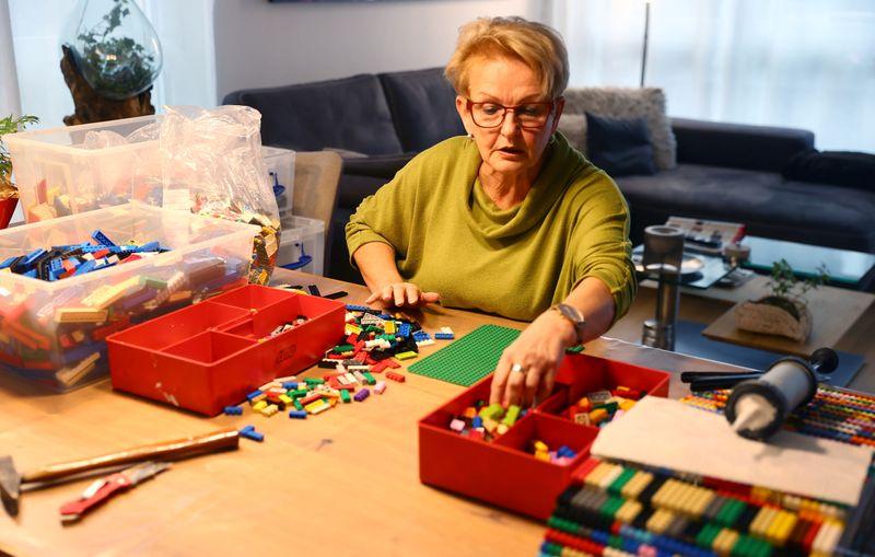 German grandma builds wheelchair ramps from Lego