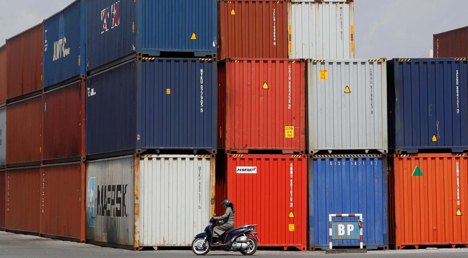 Vietnam February trade surplus likely $100 million: statistics office