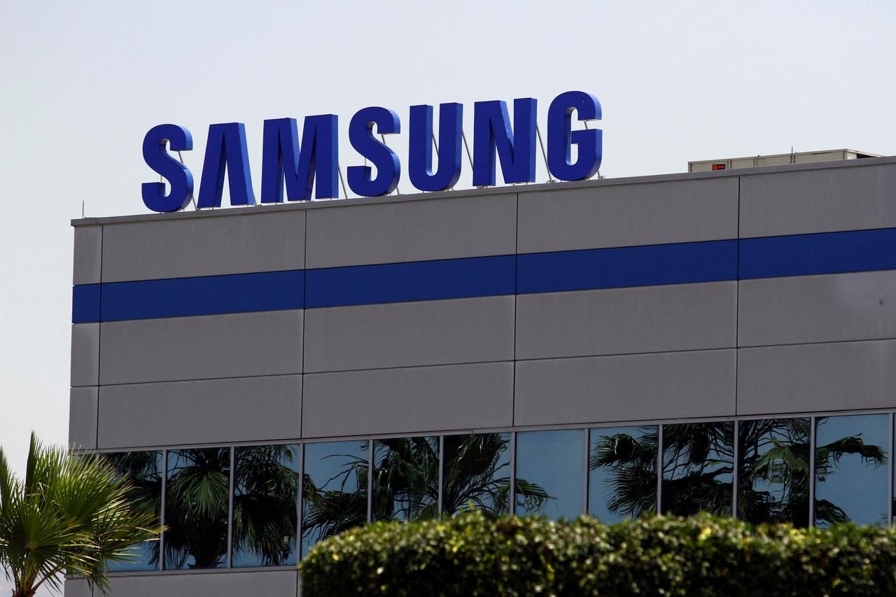 Samsung starts building $220 million R&D centre in Vietnam