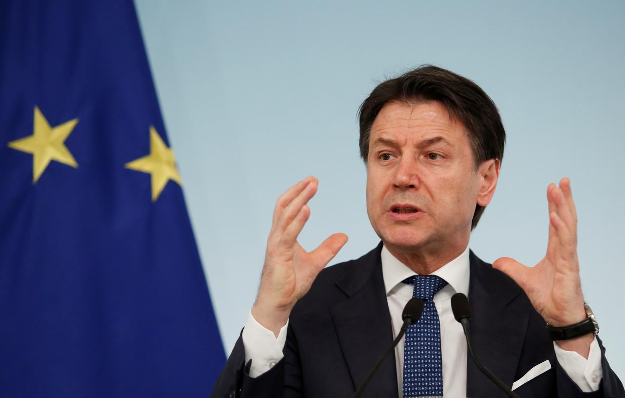Italy ready to offer further measures to combat coronavirus, PM tells paper