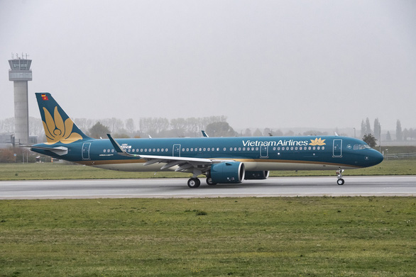 Vietnam Airlines ceases international flights until end of April over COVID-19