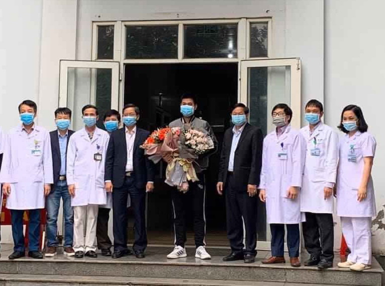 Vietnamese man recovers from COVID-19 following treatment in Ninh Binh Province