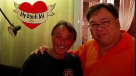 Kiwi celebrity chef on Vietnam’s COVID-19 volunteers: ‘I bow my head to them’