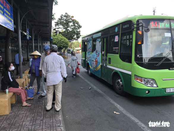 Ho Chi Minh City suspends all public buses for two weeks
