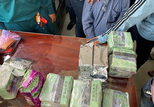 Ho Chi Minh City police break up illegal ring smuggling drugs from Cambodia