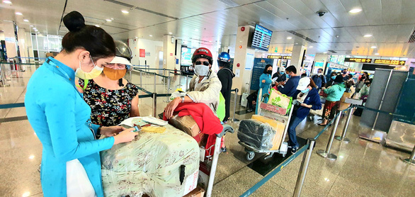 Vietnam Airlines faces $2.1bn revenue cut, 10,000 job cuts due to pandemic: leader