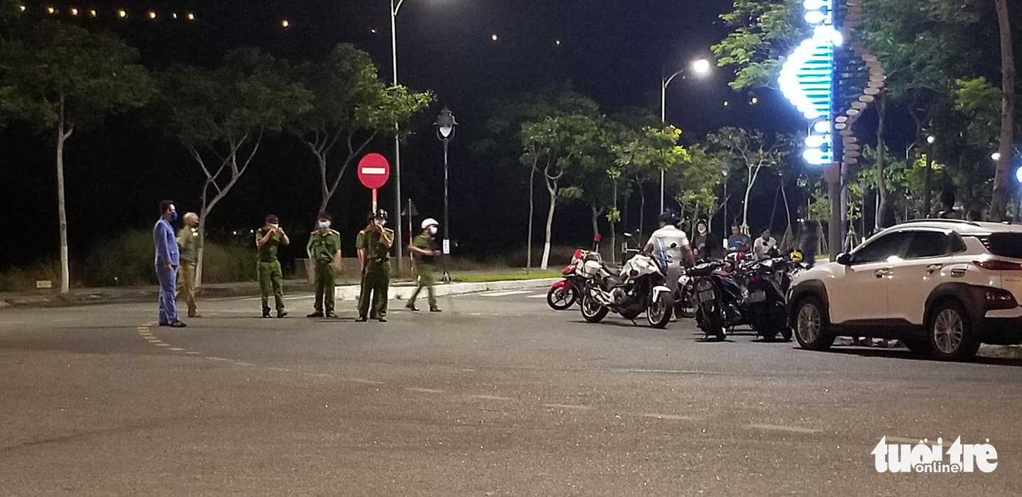 Two officers killed during police chase in Da Nang