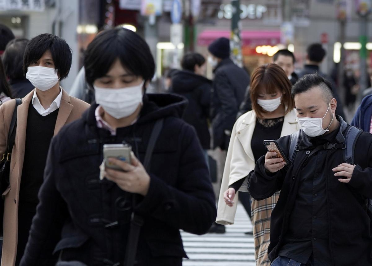 Japan declares coronavirus emergency, prepares near $1 trillion stimulus