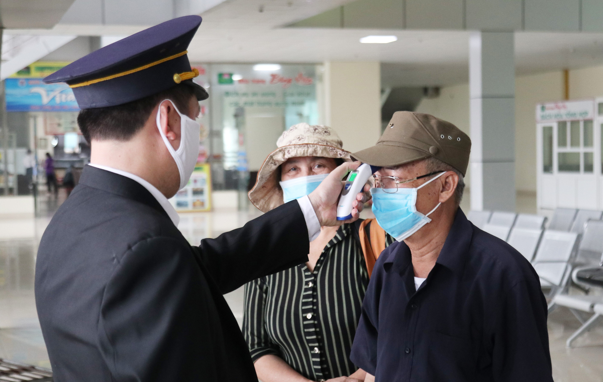 Test on Vietnam man found dead on long-haul bus returns negative for COVID-19