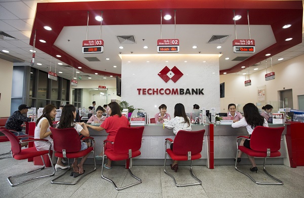 Vietnam's Techcombank logs record profit before tax in Q1 2020
