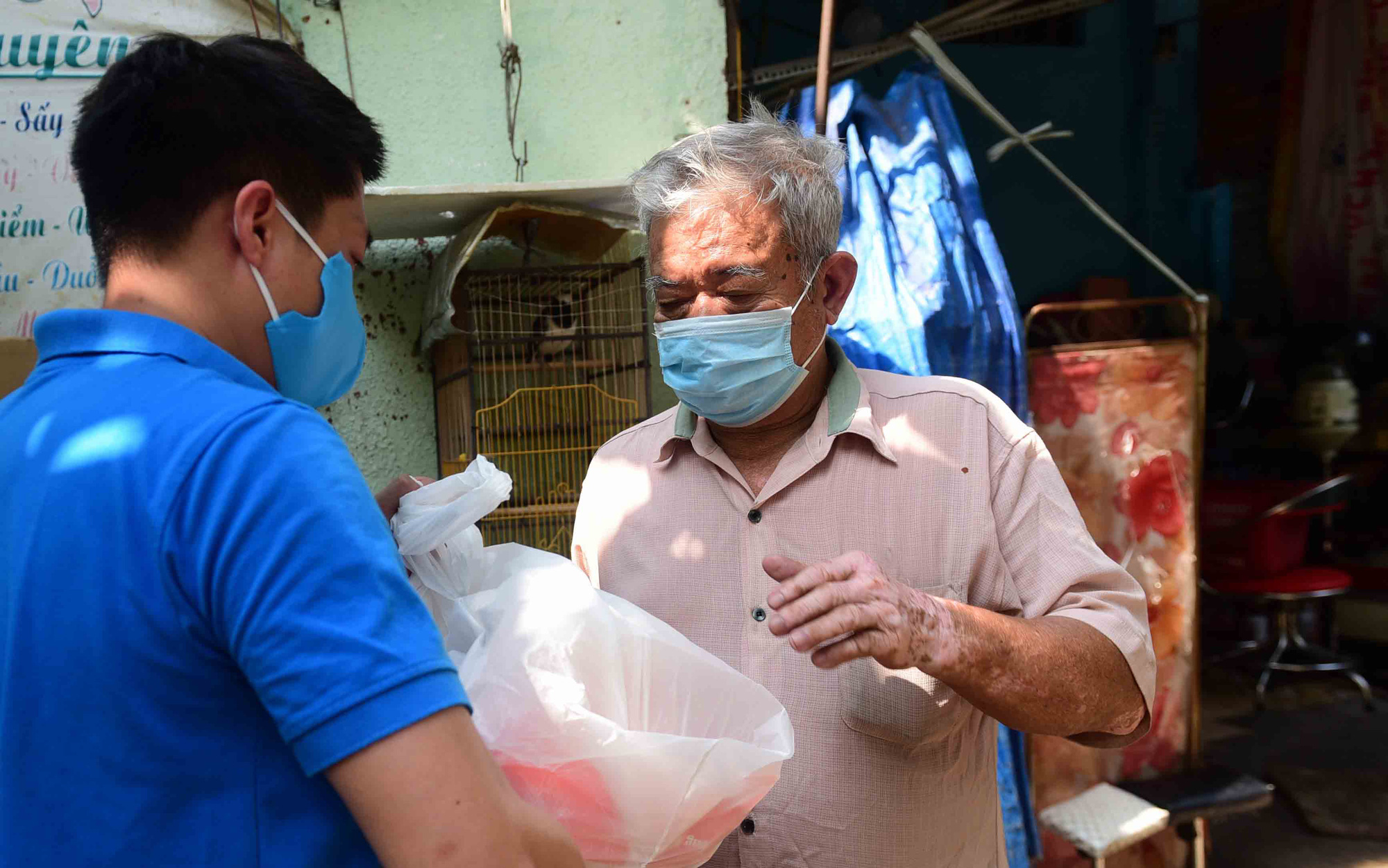 Nearly 279,000 residents affected by COVID-19 receive support in Ho Chi Minh City