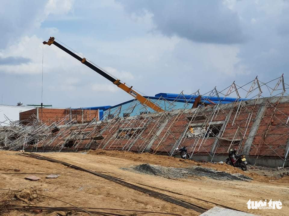 10 killed, 14 injured in wall collapse at construction site in southern Vietnam