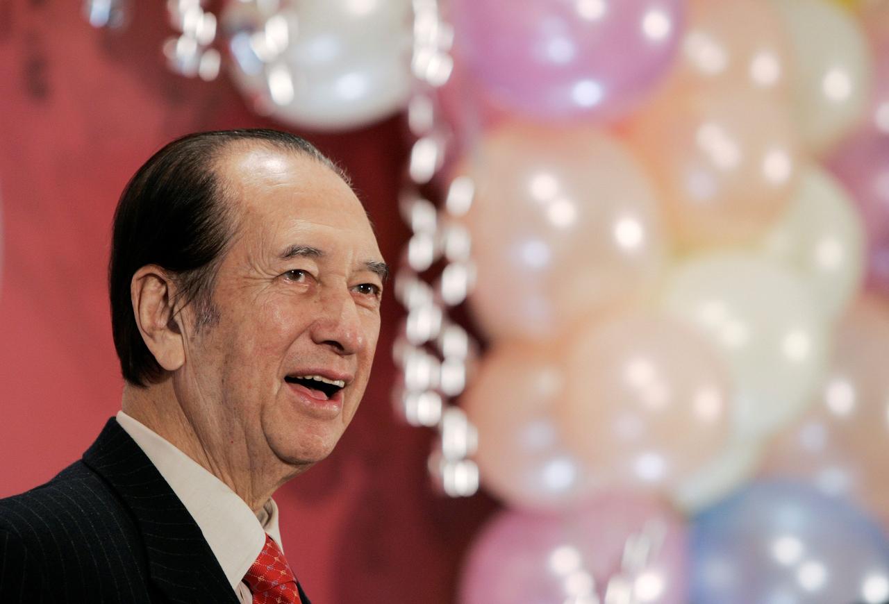 Macau gambling king Stanley Ho dies aged 98
