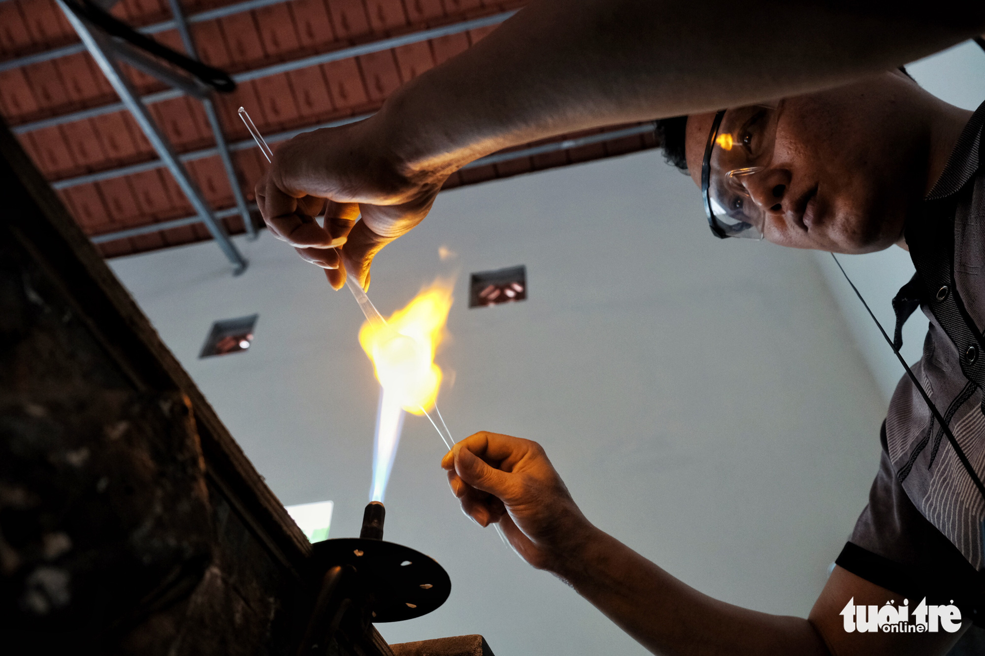 Hanoi’s skilled glass-blowers keeping the flame alive