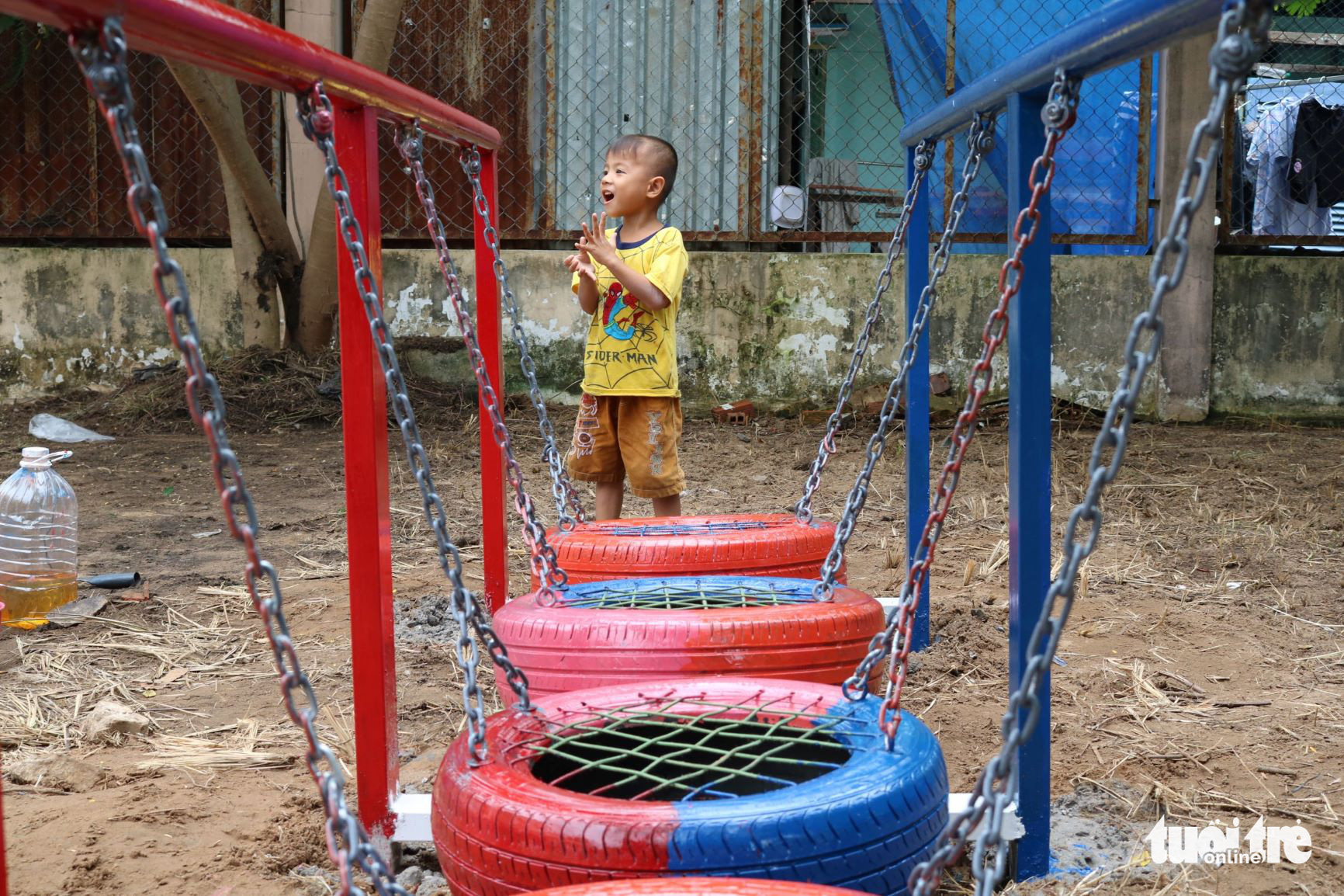 Upcycling old tires into toys for disadvantaged children Vietnam's remote areas