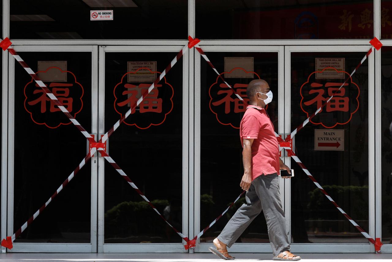 Singapore economy enters recession, second quarter GDP plunges record 41.2%