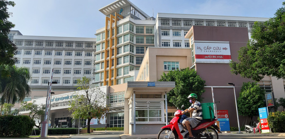 Hospital in Ho Chi Minh City stops admitting patients over COVID-19 concerns