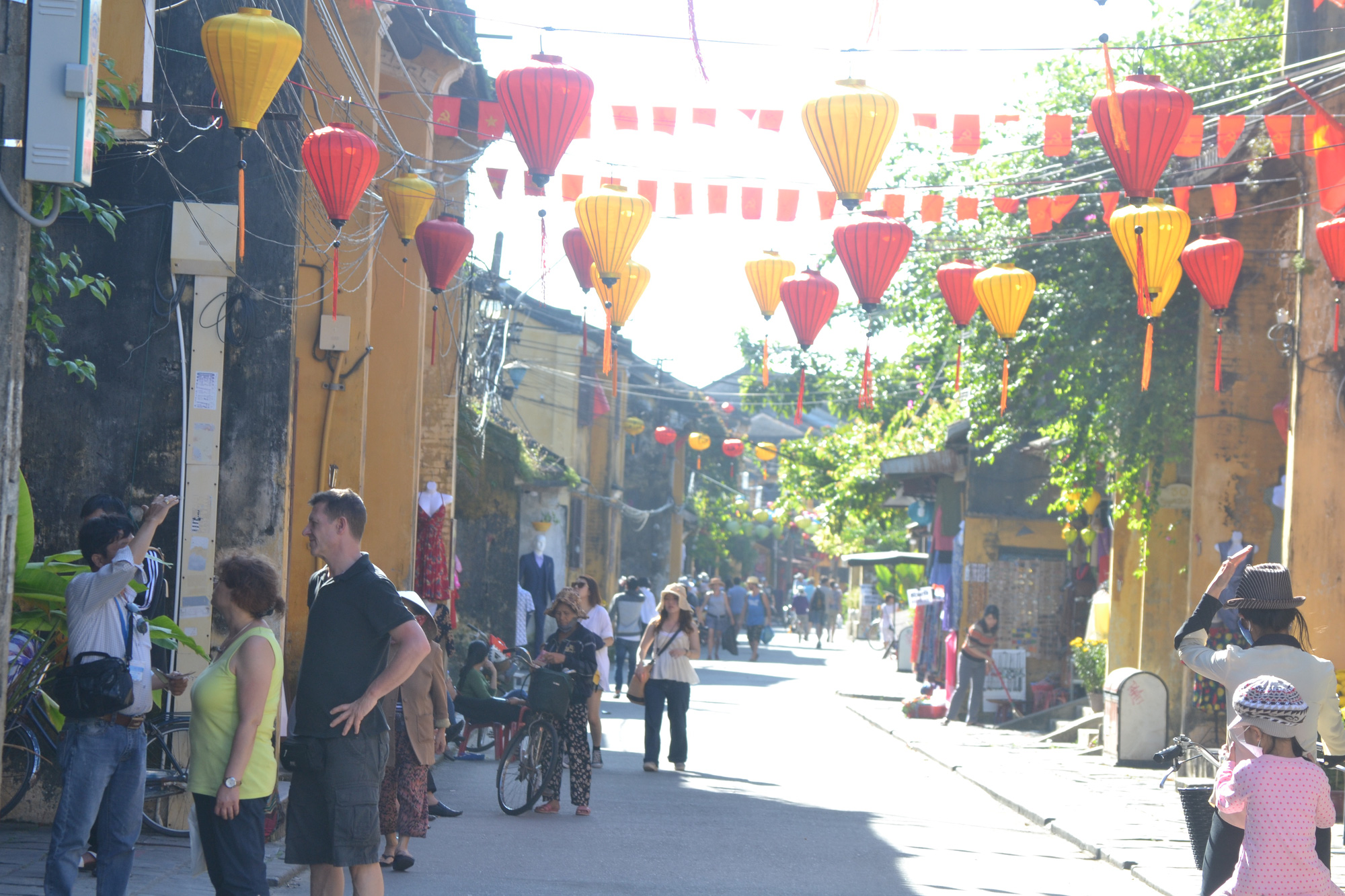 Social distancing rules reinstated in Hoi An to prevent COVID-19 spread