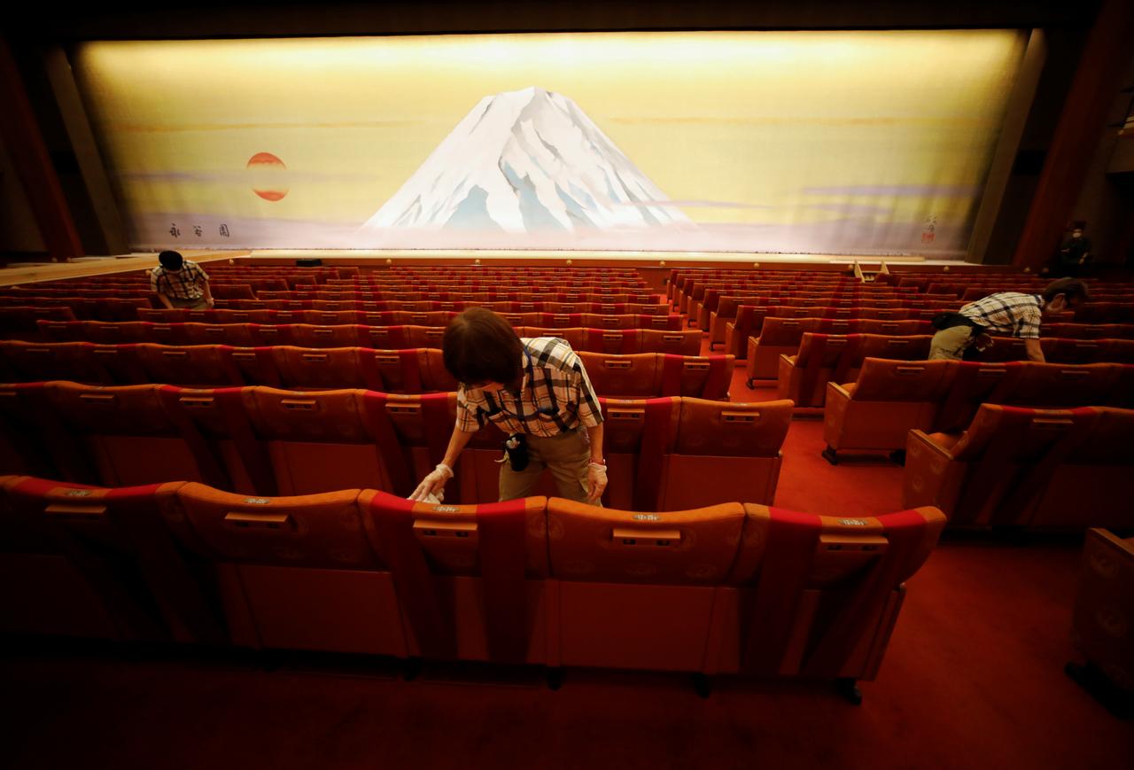 Japan's kabuki theater resumes, socially distanced, after coronavirus hiatus