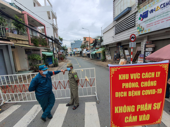 City near Saigon seals off residential area over one COVID-19 case